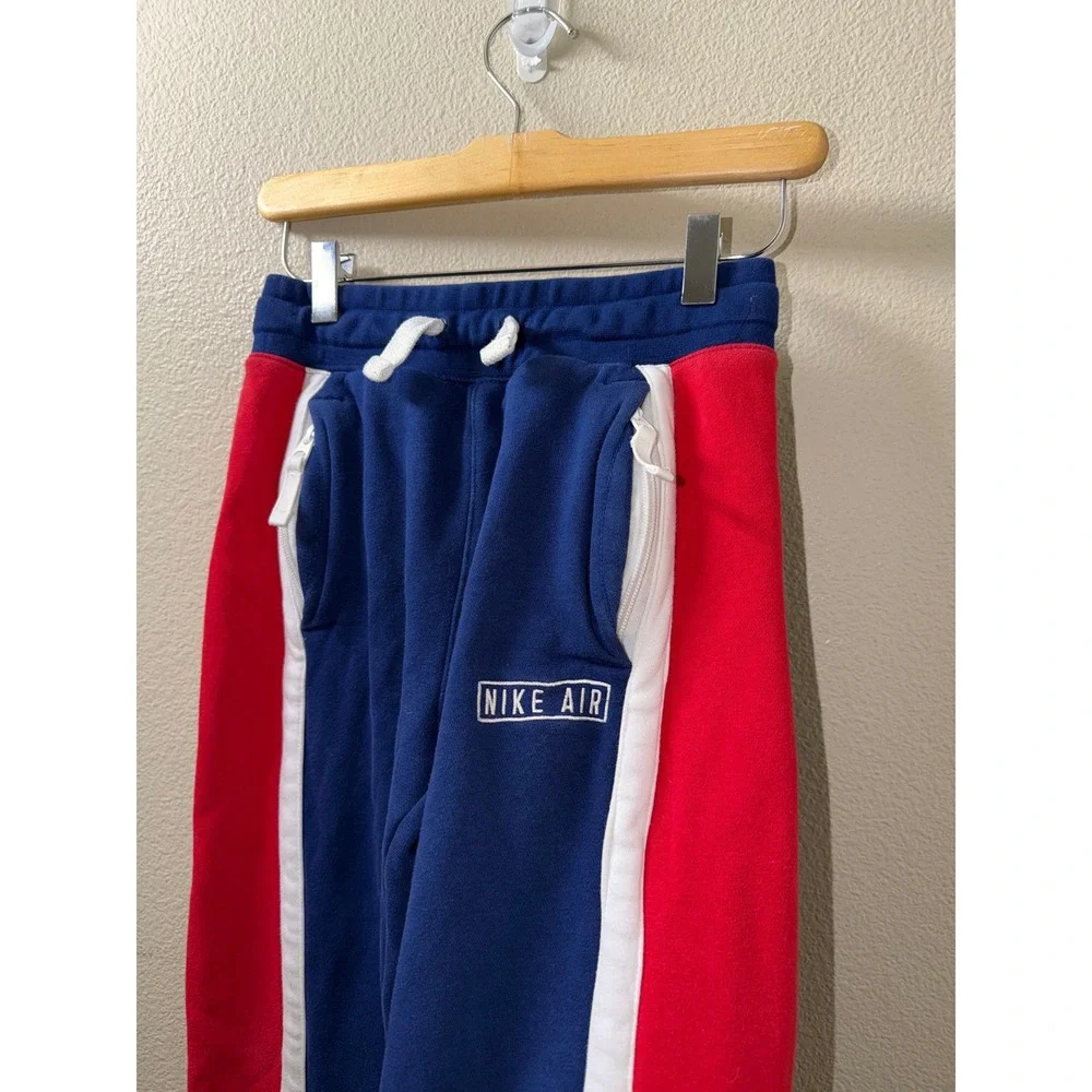 Boys Nike Sweats Size Large